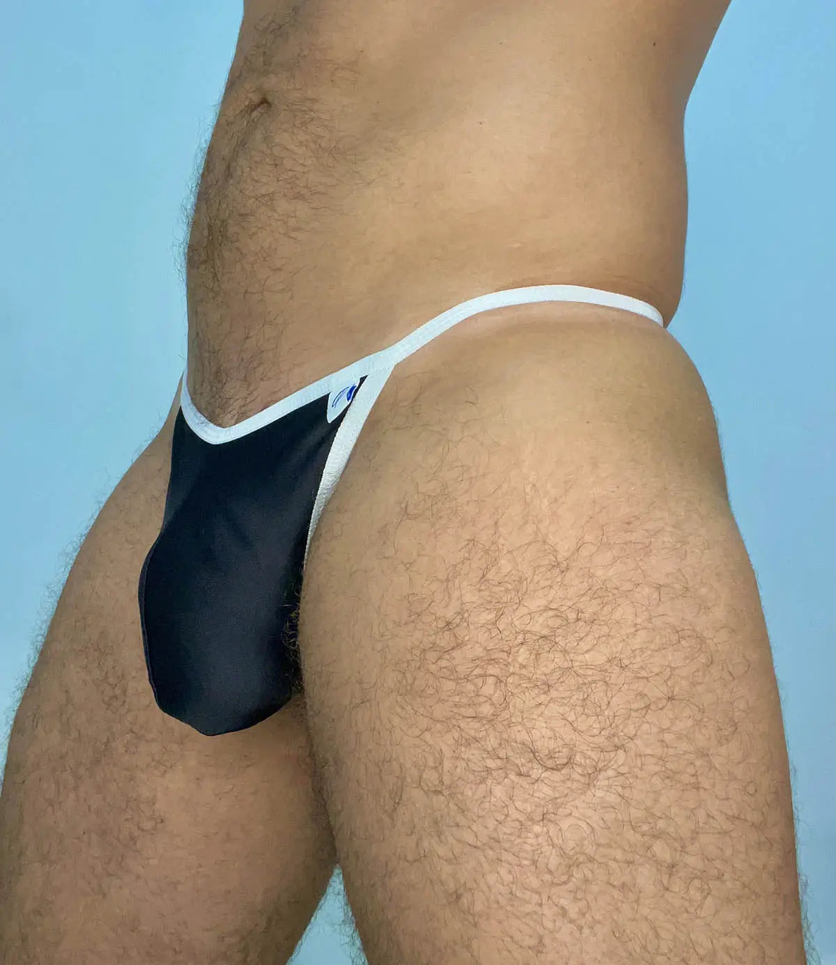 String - Black Basic